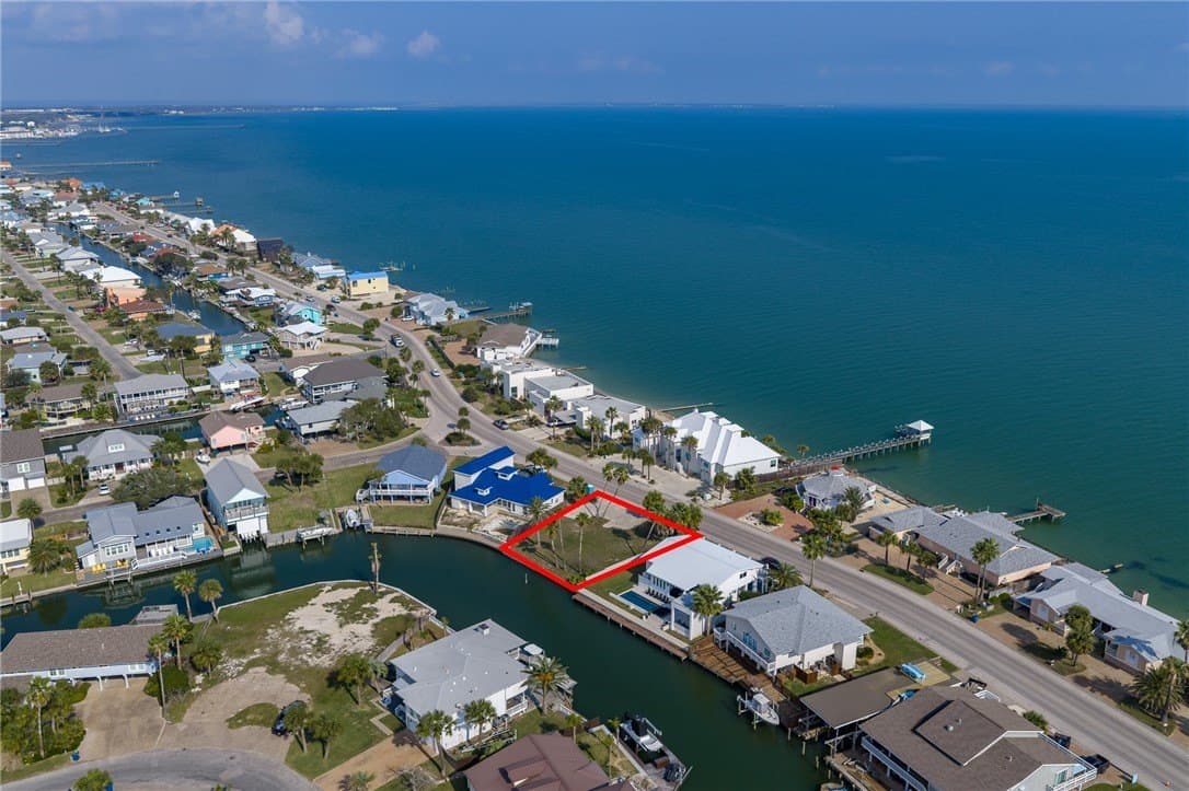 0.17 acres in Aransas County - photo 9