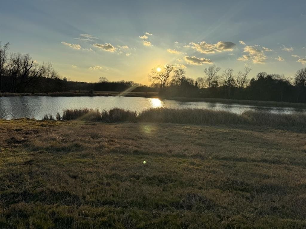 1,640 acres in Anderson County