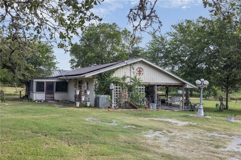 10 acres in Grimes County - photo 6