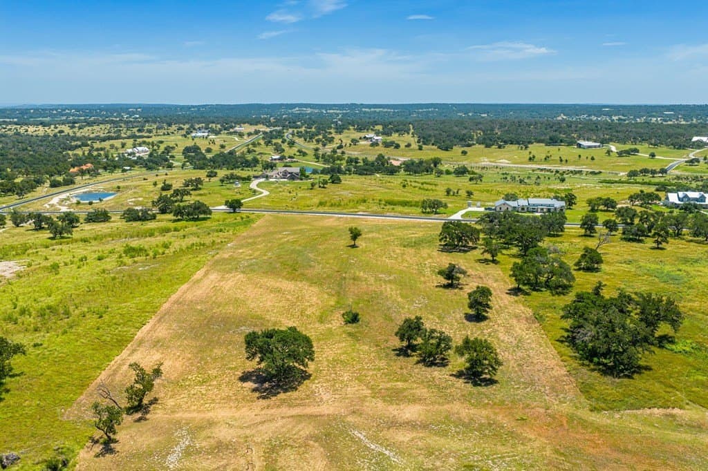 5.01 acres in Kerr County - photo 5