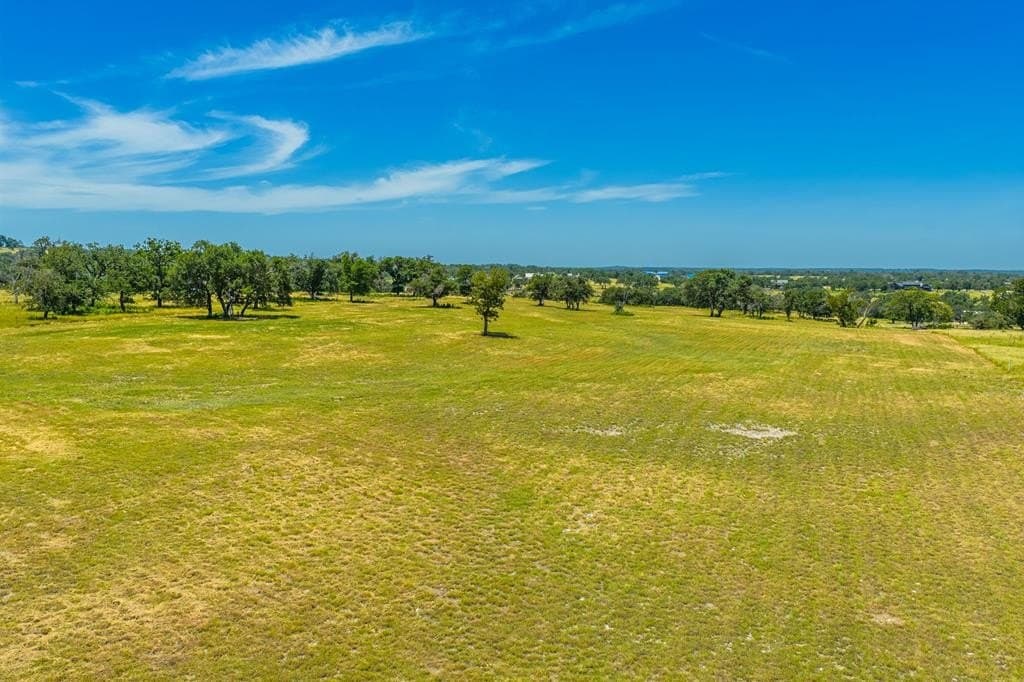 5.01 acres in Kerr County