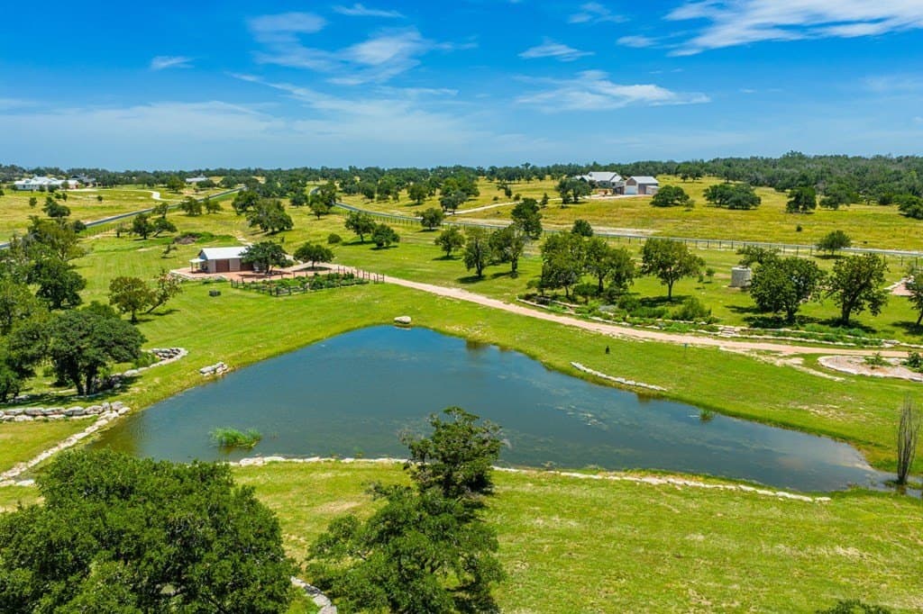5.01 acres in Kerr County - photo 24