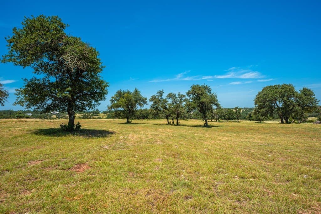 5.01 acres in Kerr County - photo 10