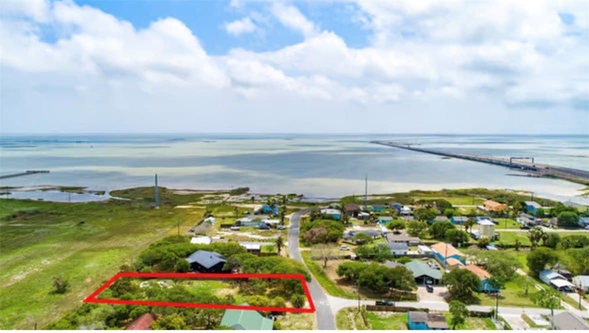 0.47 acres in Nueces County