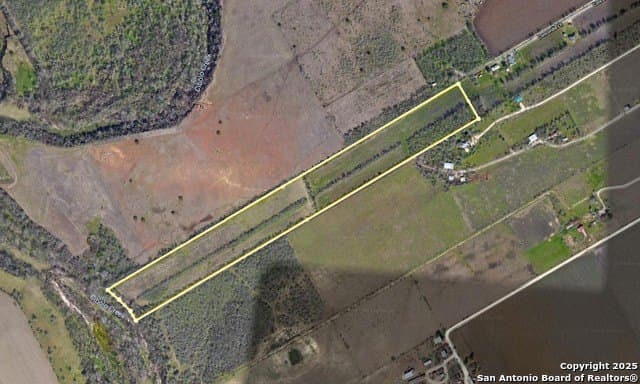 30.83 acres in Guadalupe County gallery image 3