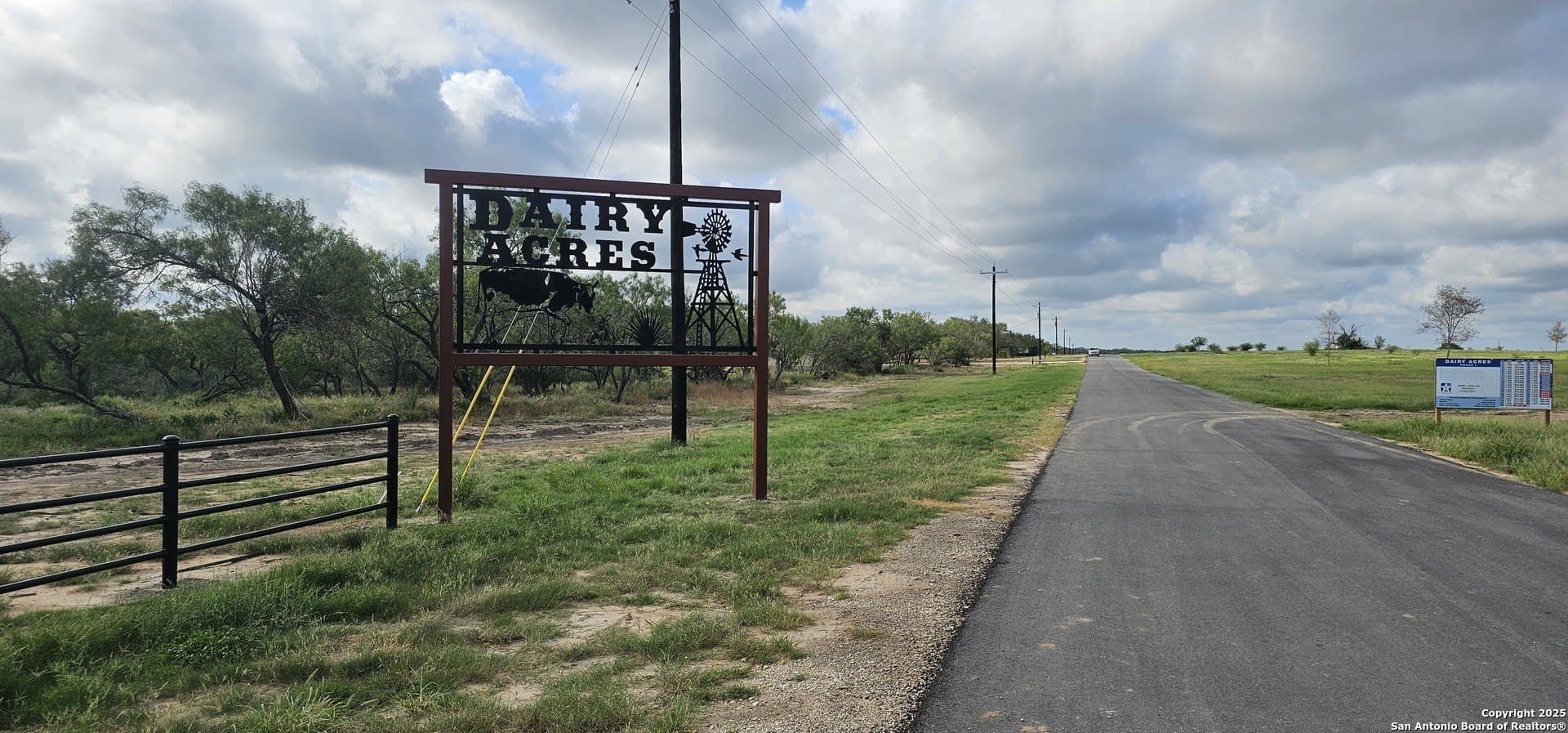 1.28 acres in Atascosa County featured view