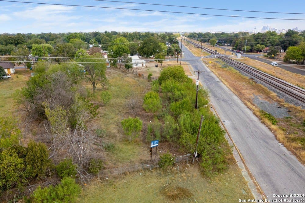 0.07 acres in Bexar County - photo 8