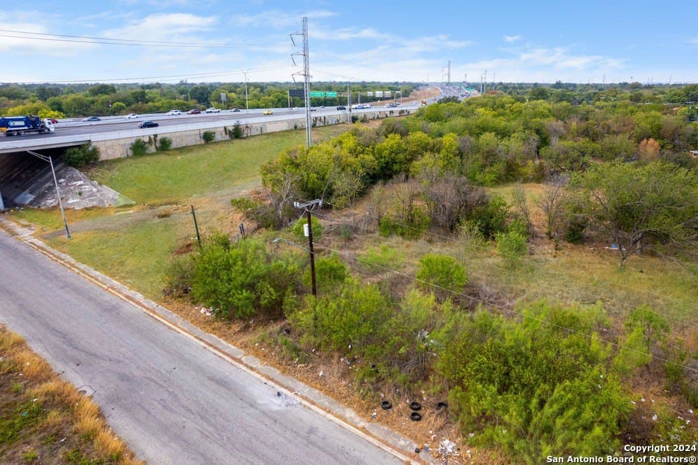 0.07 acres in Bexar County gallery image 3