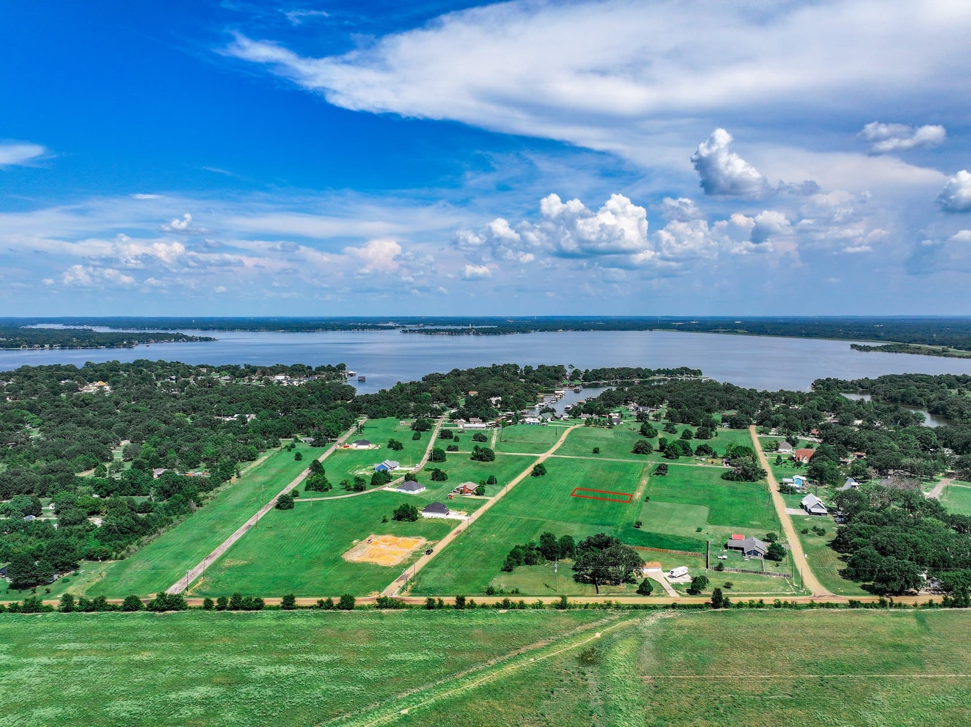 0.18 acres in Henderson County - photo 6