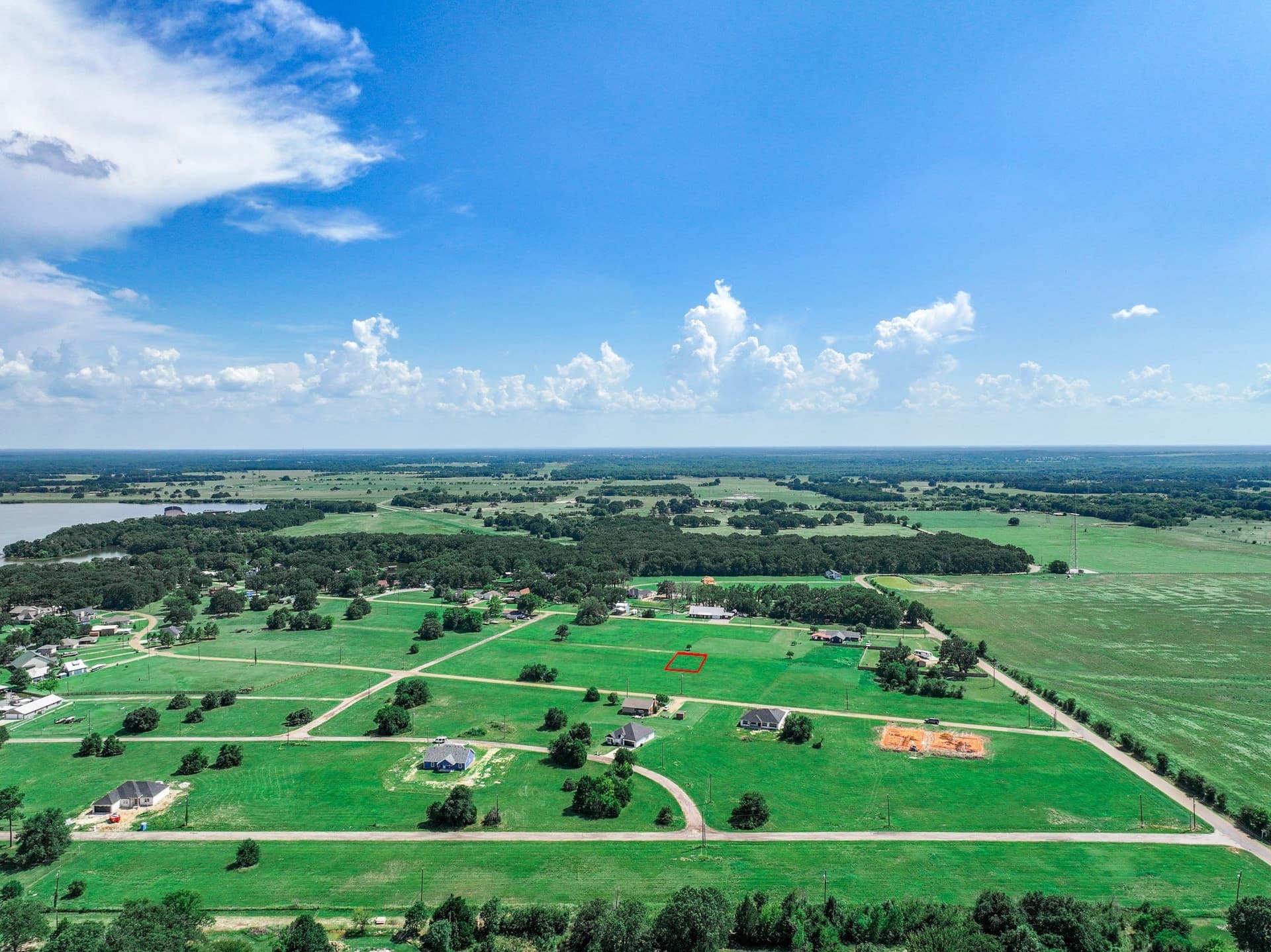 0.18 acres in Henderson County - photo 8