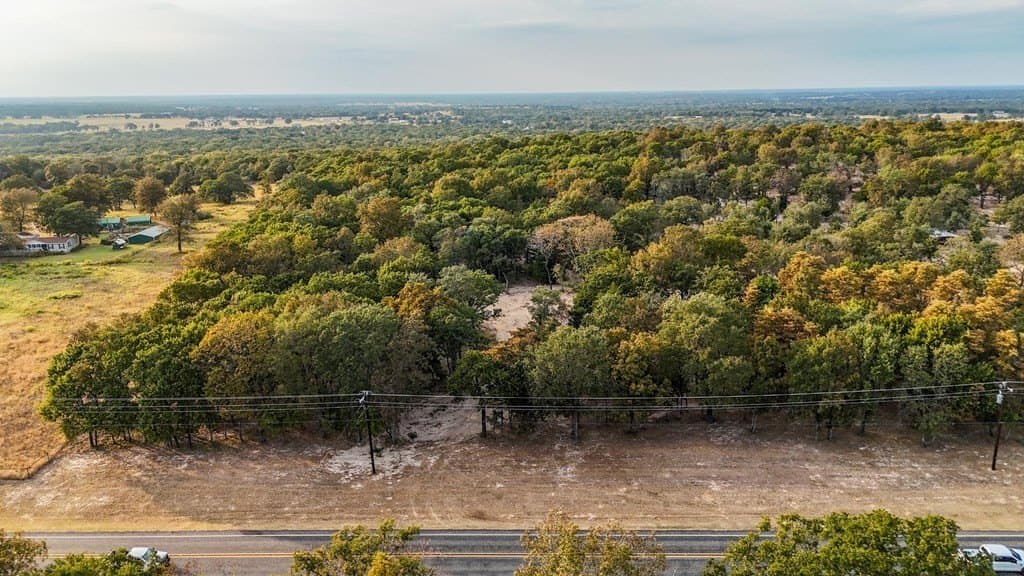 20.47 acres in Henderson County - photo 4
