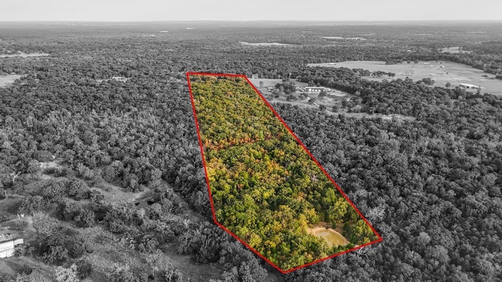 20.47 acres in Henderson County - photo 2