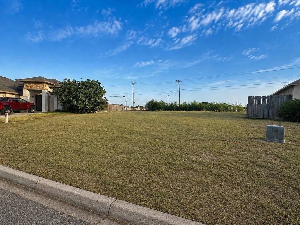 0.17 acres in CAMERON County - photo 4