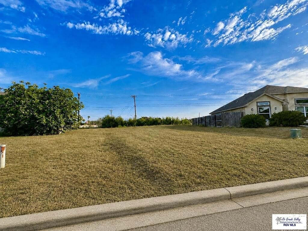 0.17 acres in CAMERON County - photo 5
