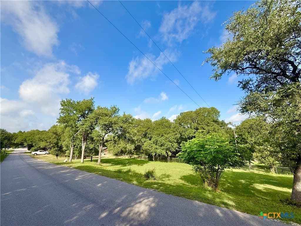0.92 acres in Bell County - photo 19