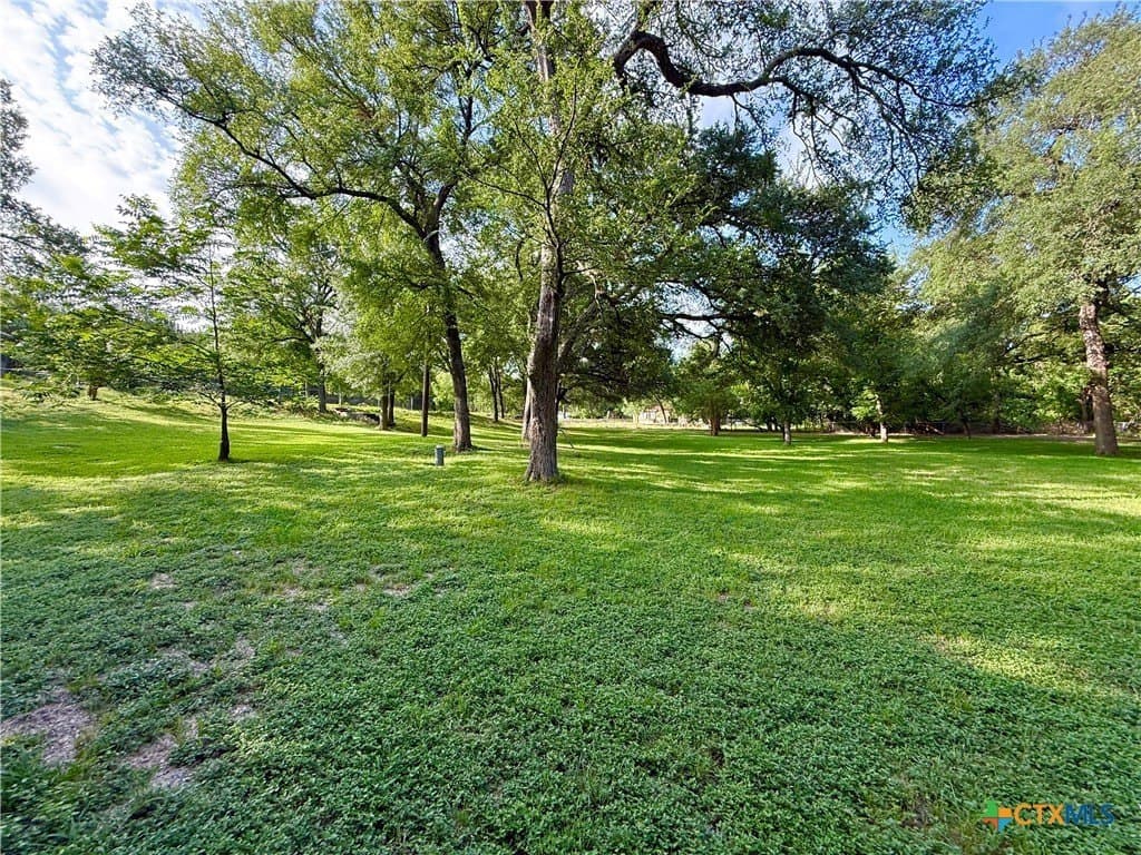 0.92 acres in Bell County - photo 13