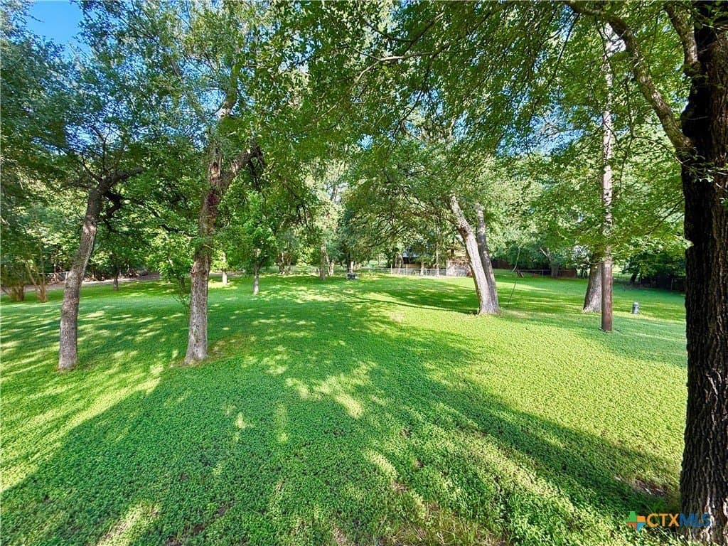 0.92 acres in Bell County - photo 18