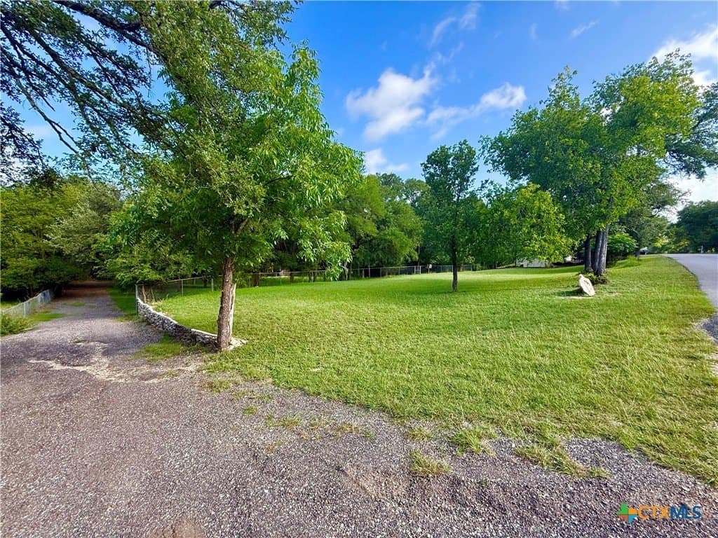 0.92 acres in Bell County - photo 5