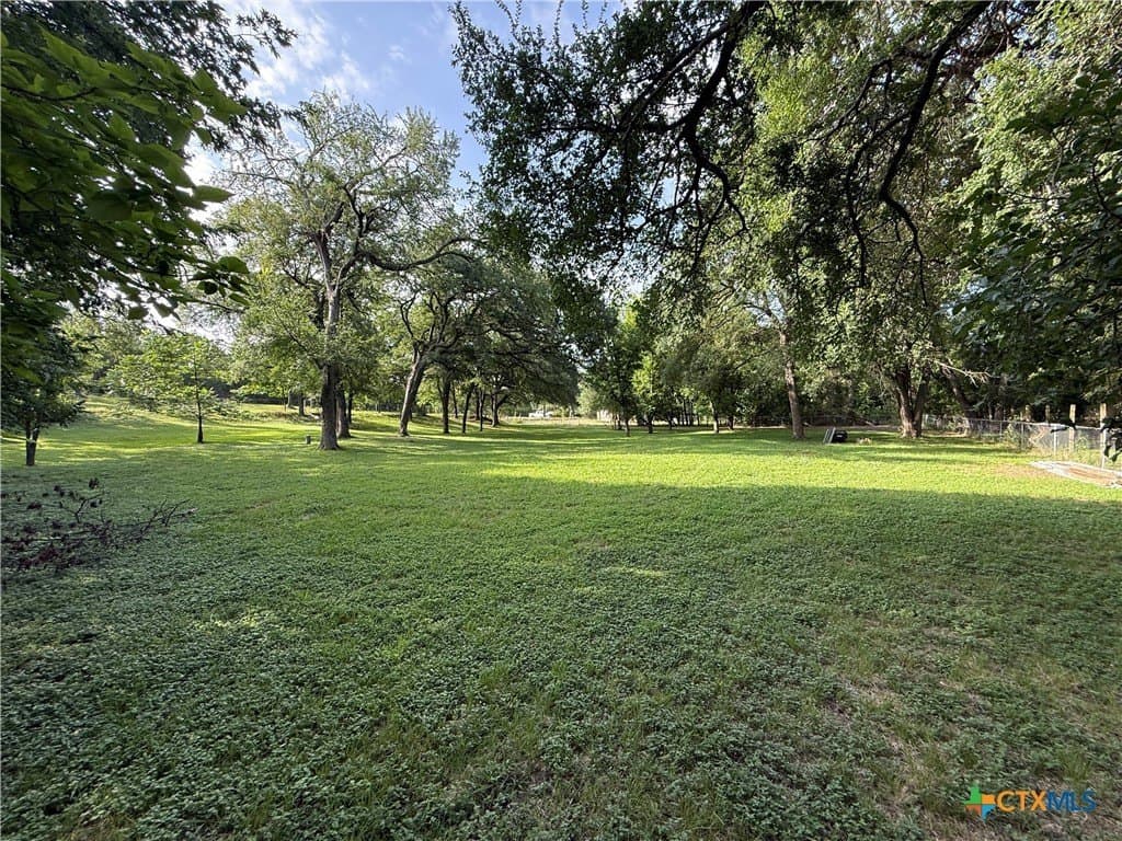 0.92 acres in Bell County - photo 11