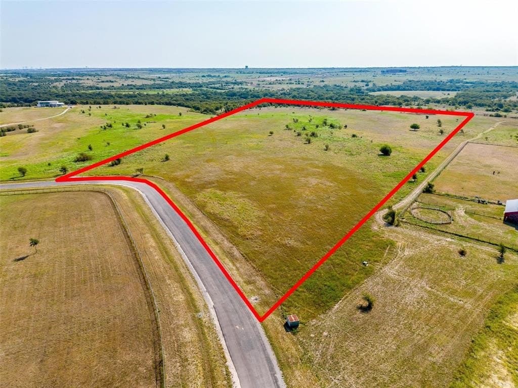 27.59 acres in Tarrant County gallery image 2