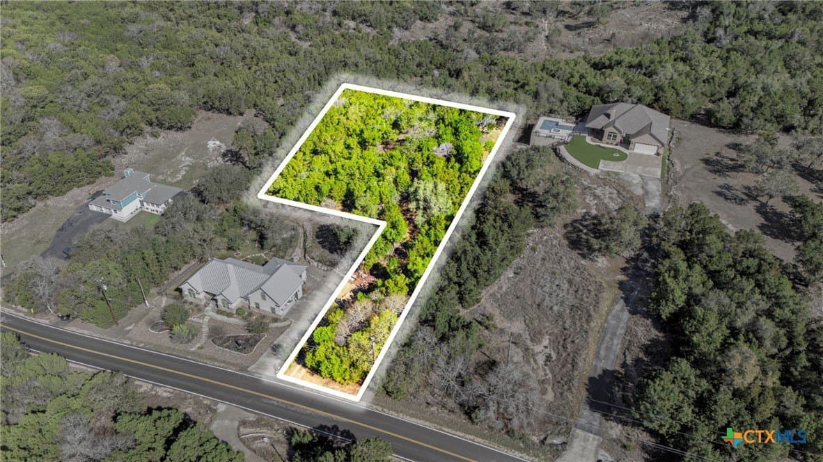 0.81 acres in Comal County - photo 20