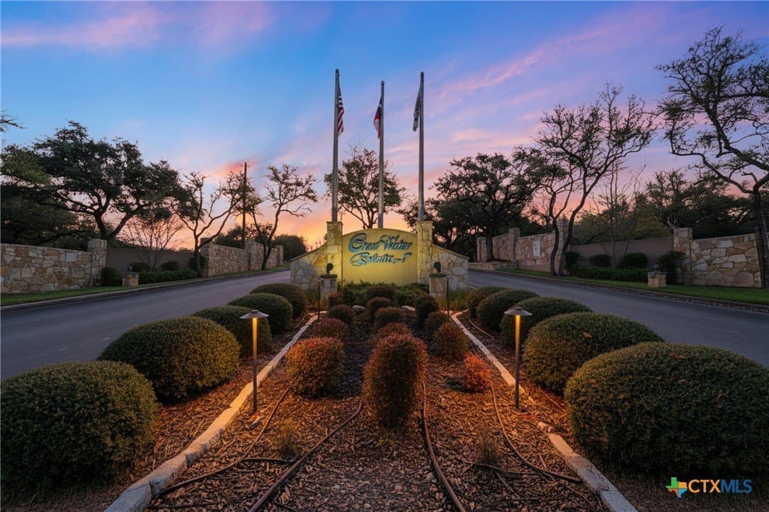0.81 acres in Comal County