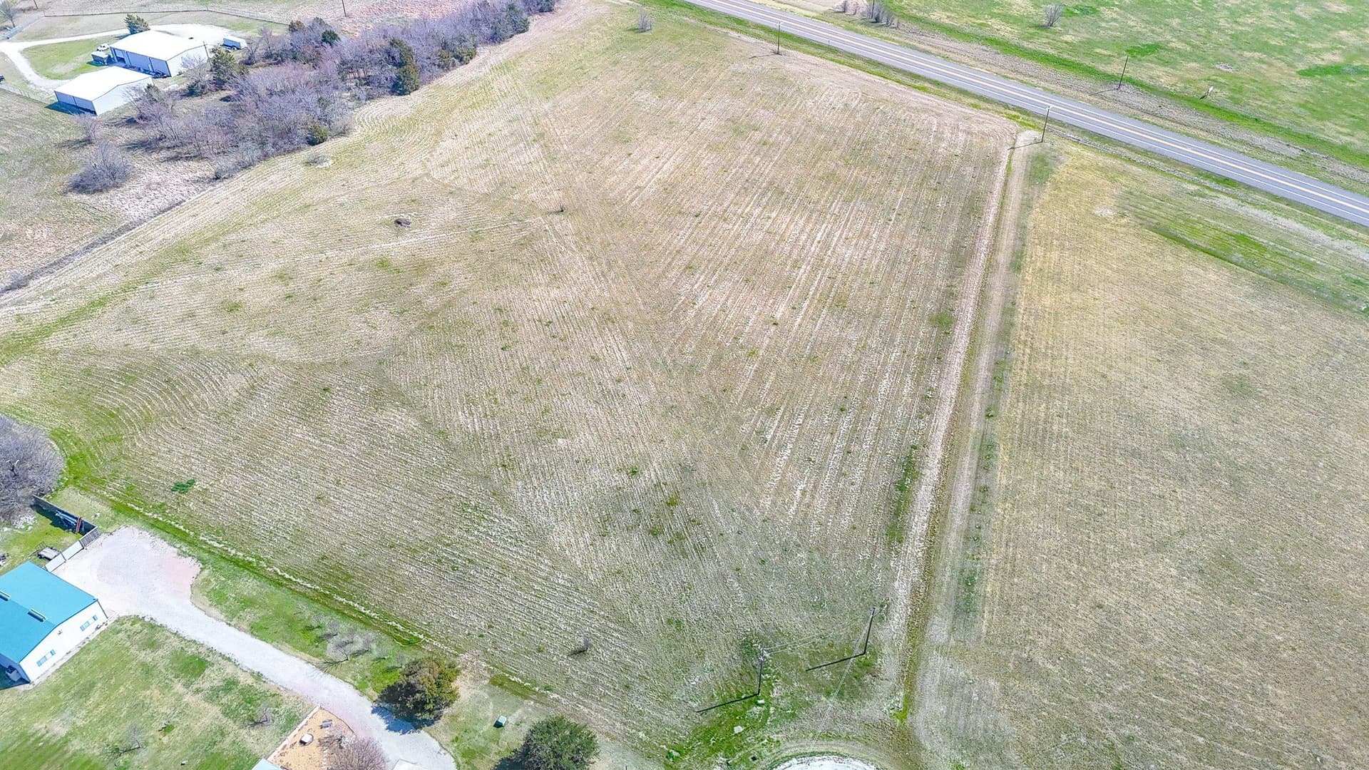 5.87 acres in Navarro County gallery image 2