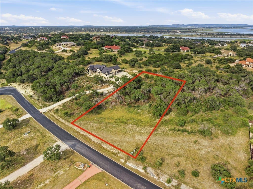 1.28 acres in Comal County - photo 12
