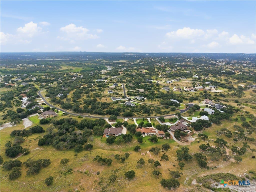 1.28 acres in Comal County - photo 3