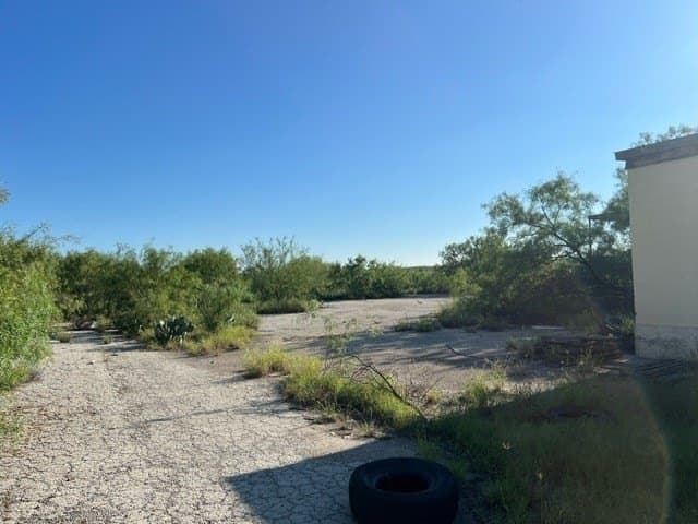 121,968 acres in Maverick County gallery image 3