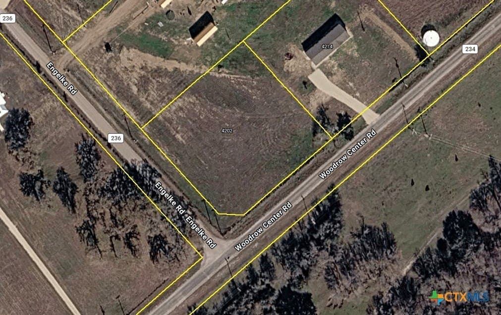 1.2 acres in Guadalupe County gallery image 2