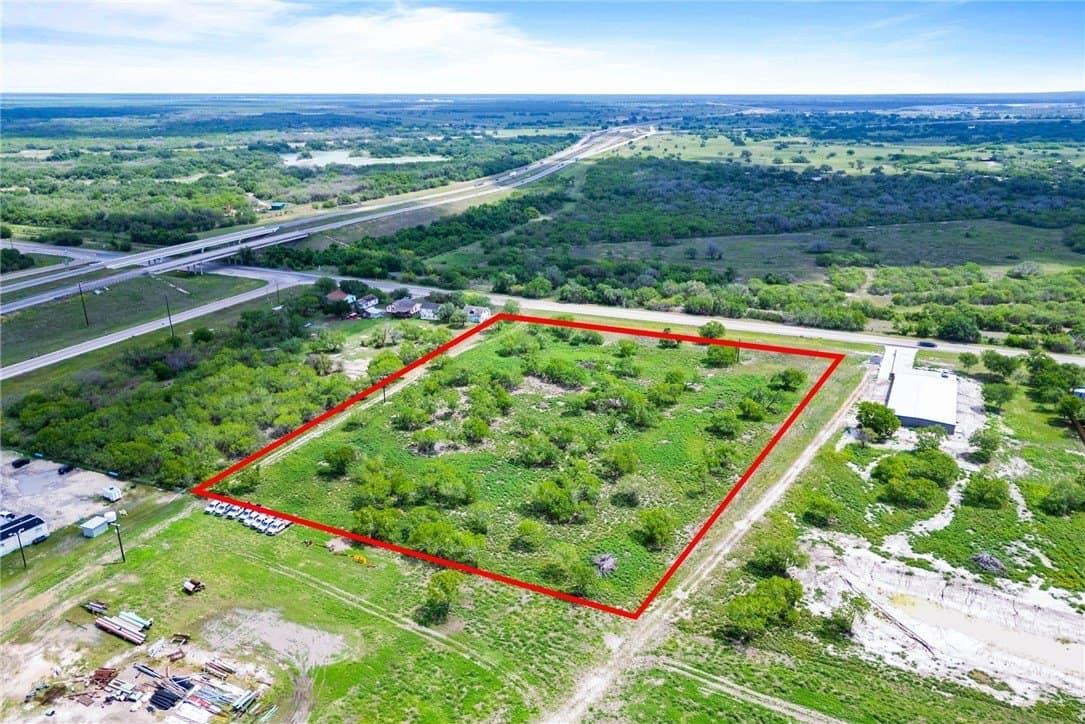 5.8 acres in San Patricio County featured view