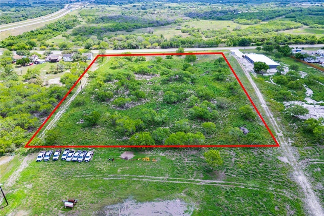 5.8 acres in San Patricio County - photo 6