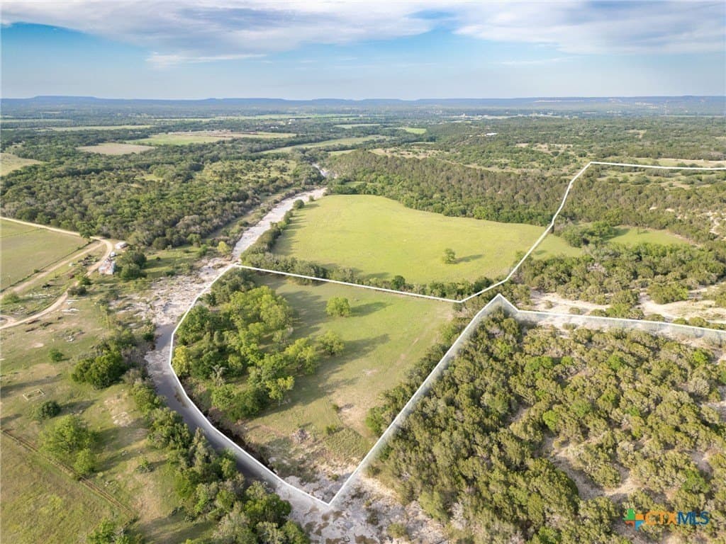 106.57 acres in Lampasas County gallery image 4