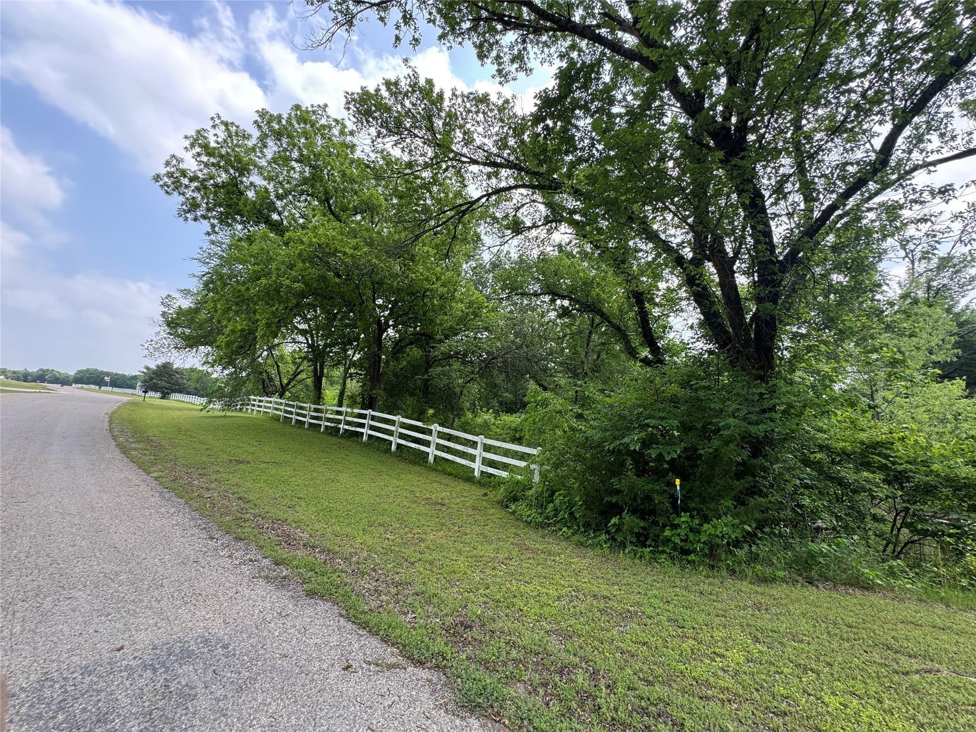 4.99 acres in Cooke County - photo 10