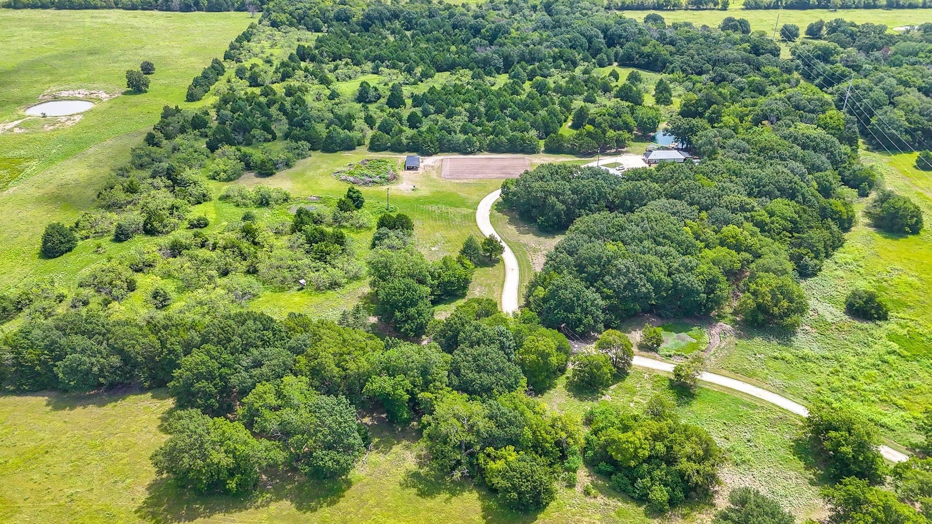 107.94 acres in Navarro County - photo 35