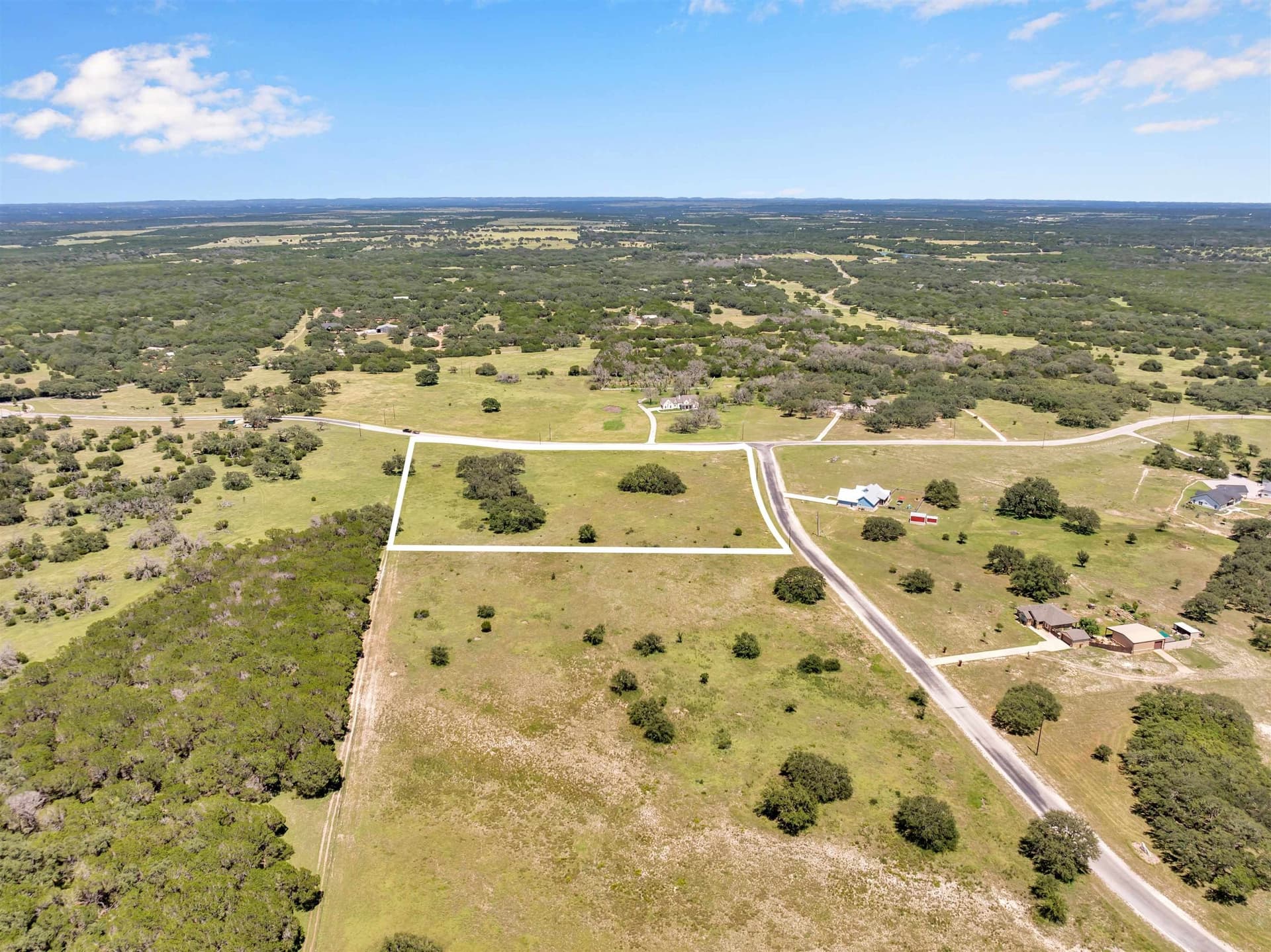 8 acres in Burnet County gallery image 2