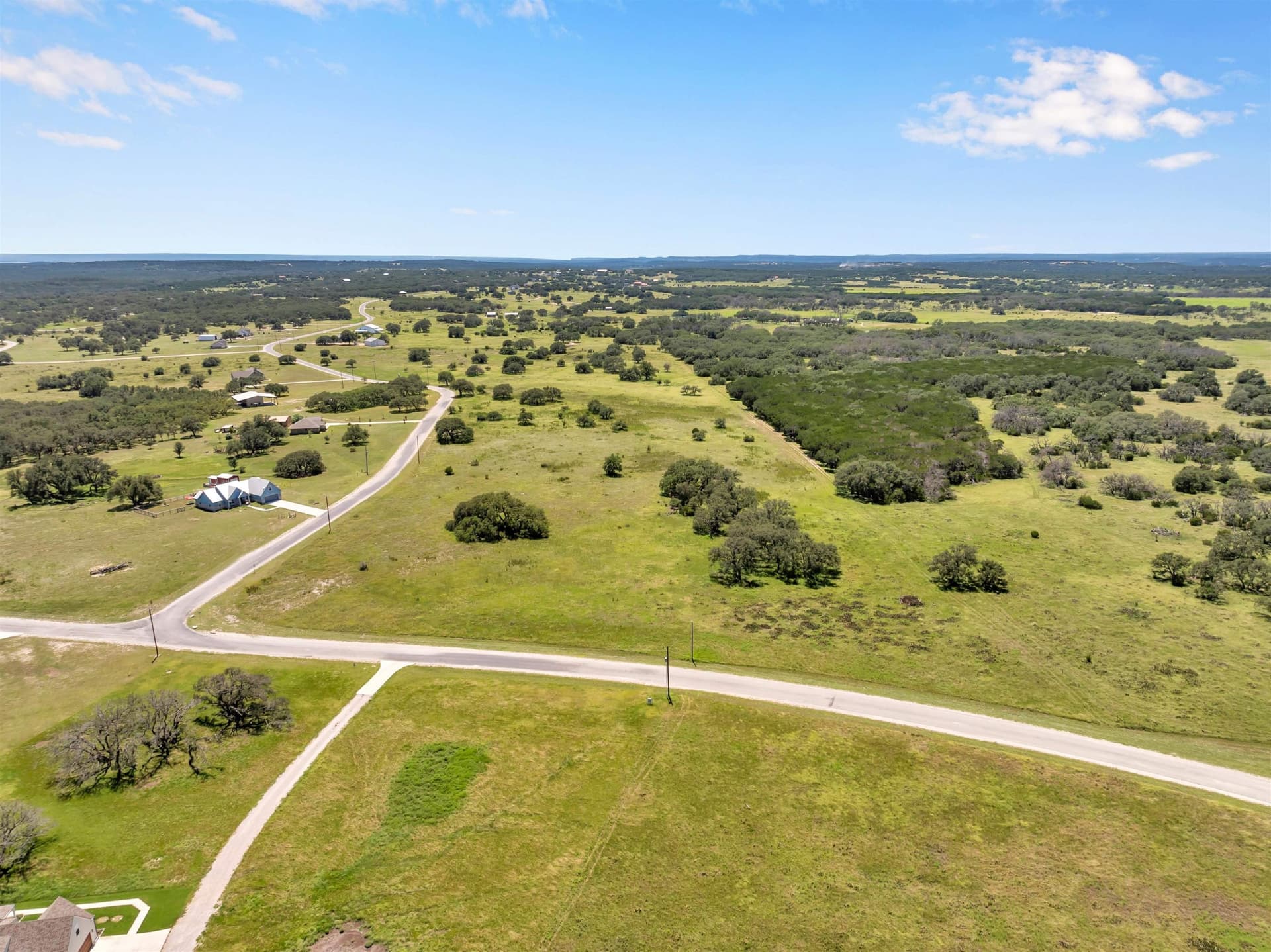 8 acres in Burnet County gallery image 4