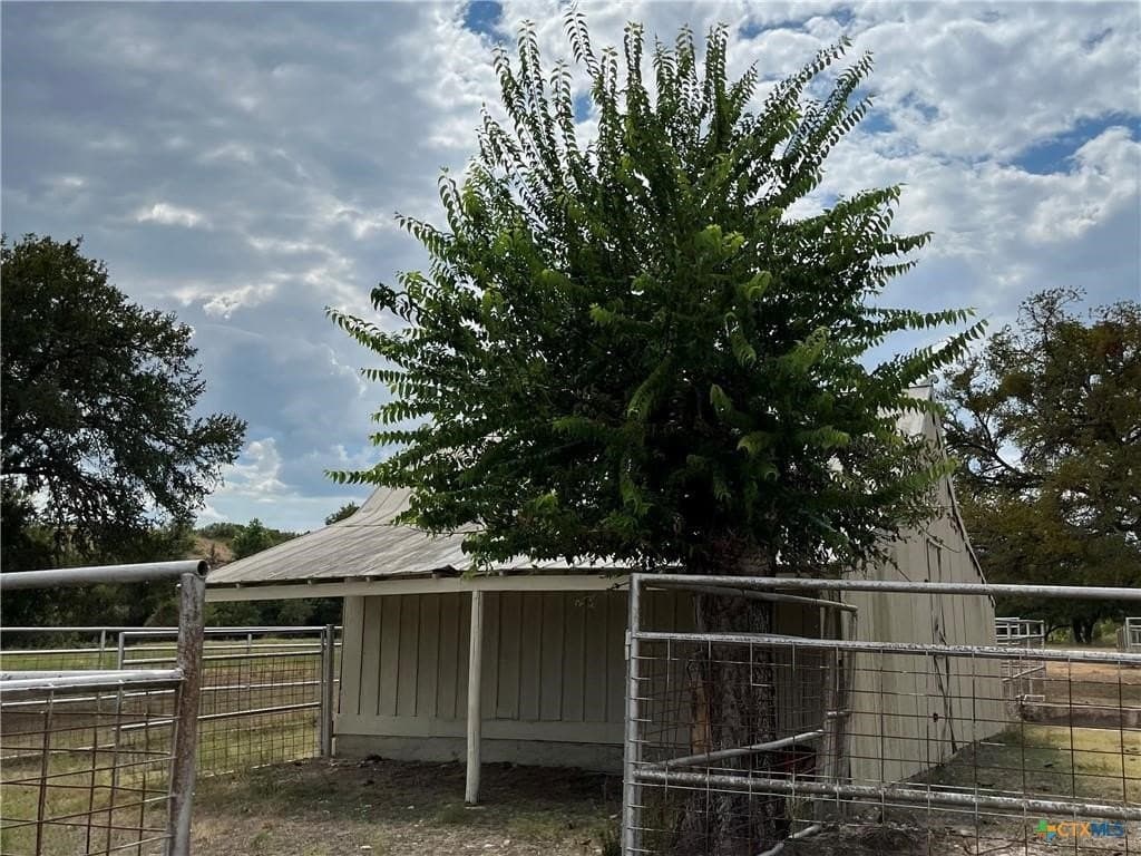 113.38 acres in Lampasas County - photo 23