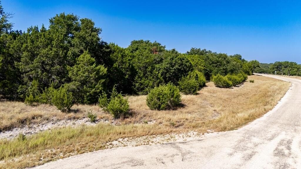 23.42 acres in Kerr County - photo 2
