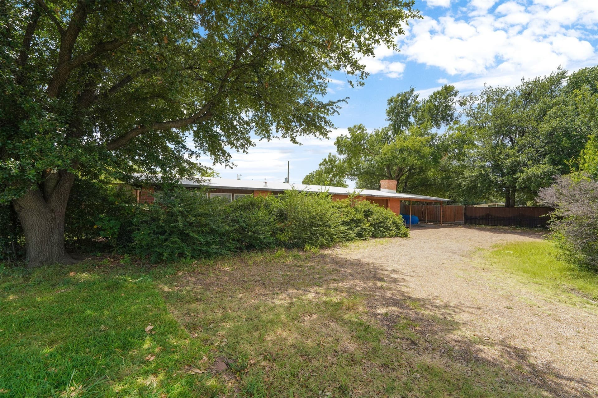 0.39 acres in Dallas County - photo 8
