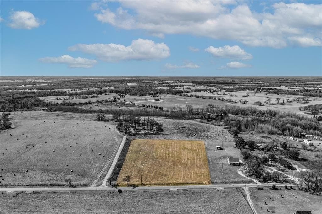 5 acres in Van Zandt County