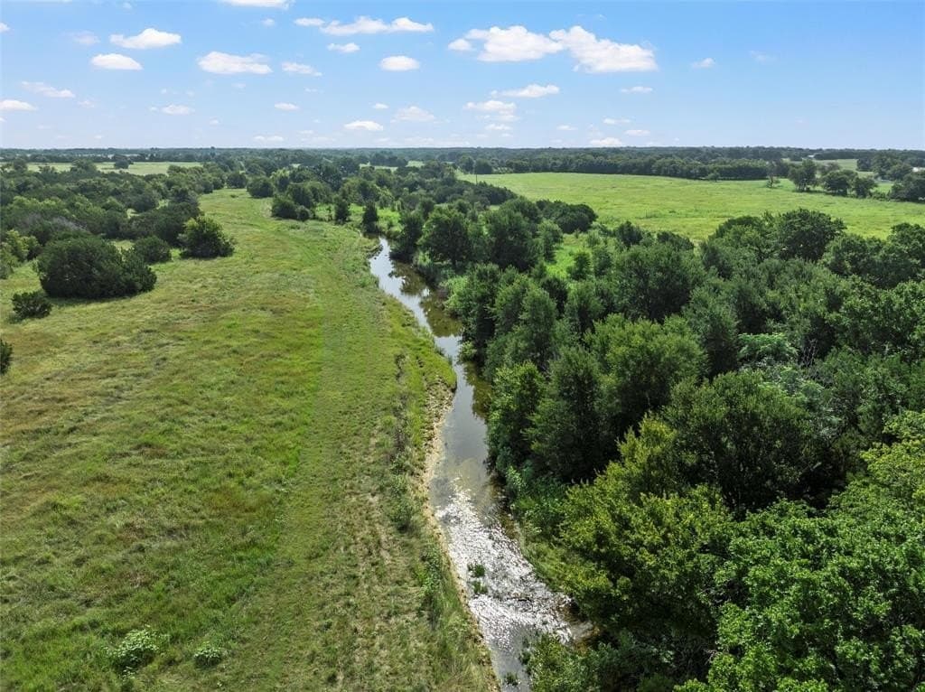 43.9 acres in Bosque County