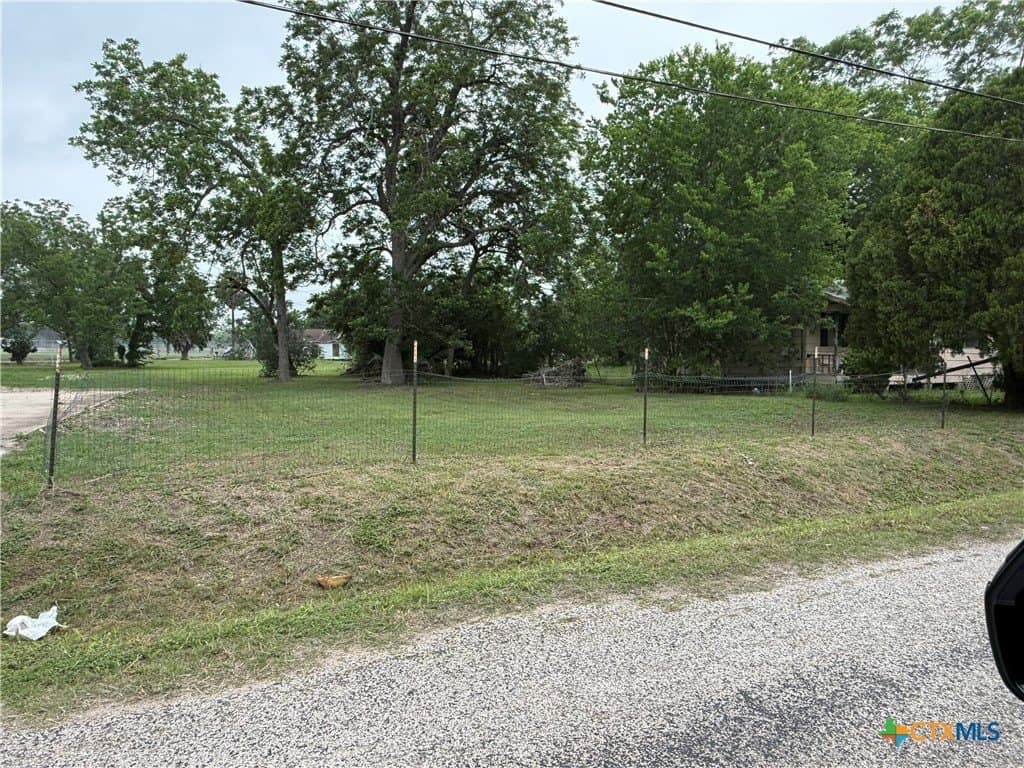 0.18 acres in Victoria County gallery image 2