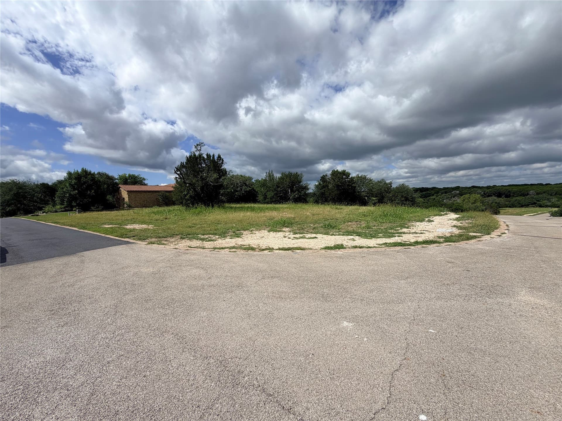 0.42 acres in Johnson County gallery image 3