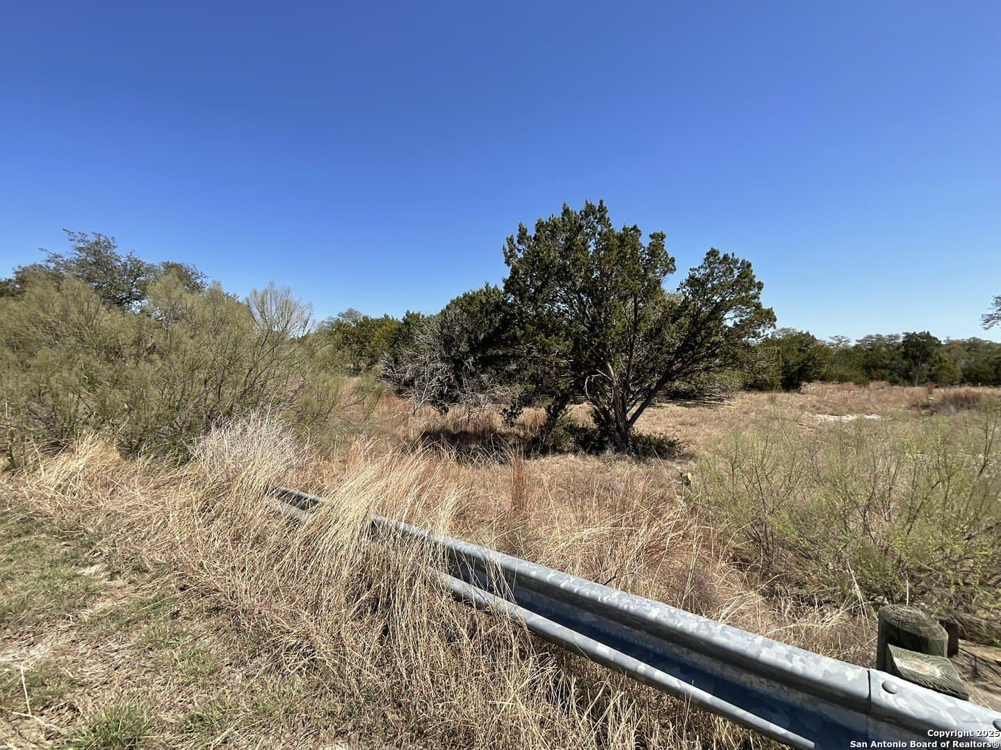 1.33 acres in Comal County - photo 9