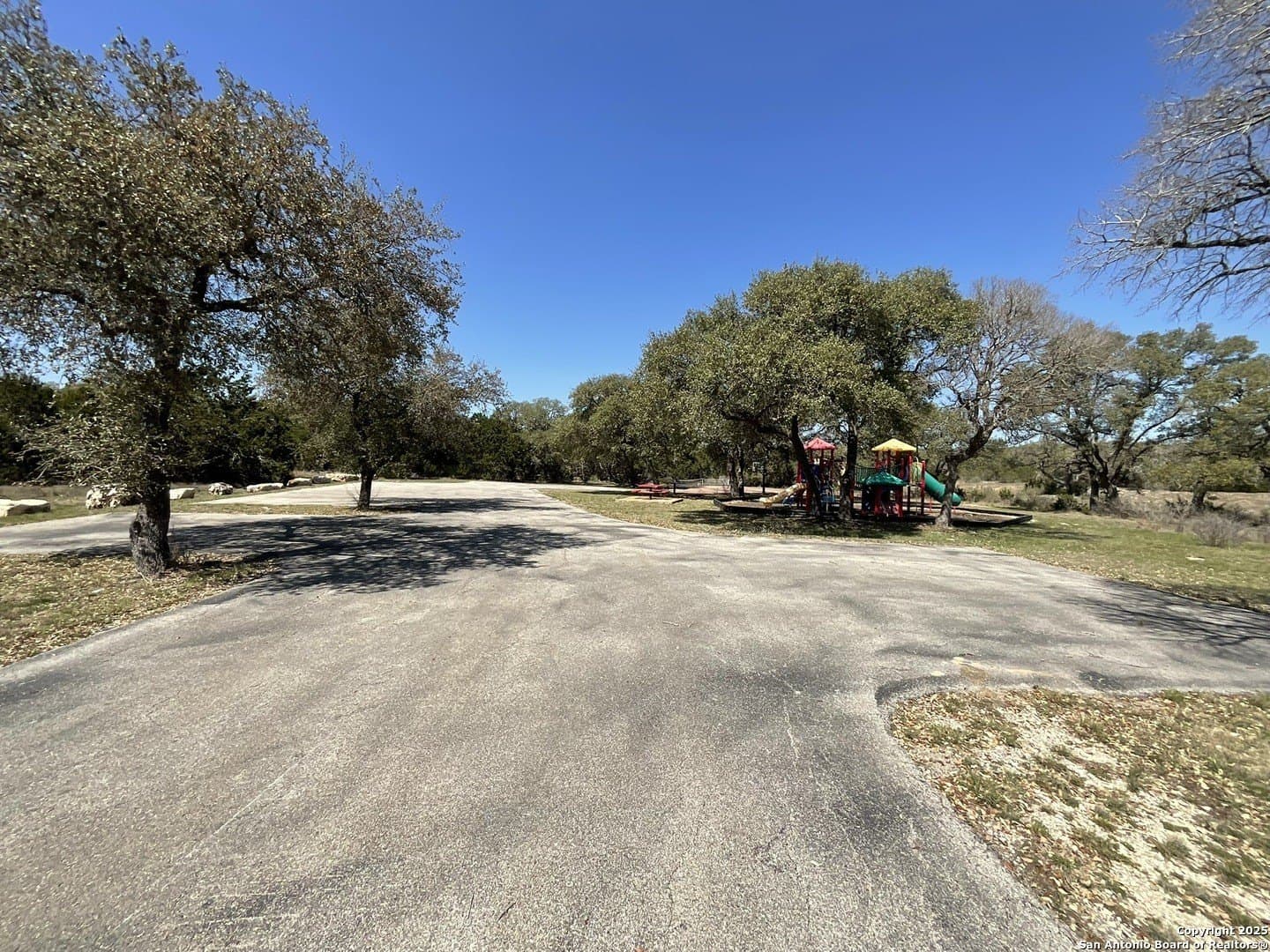 1.33 acres in Comal County - photo 13