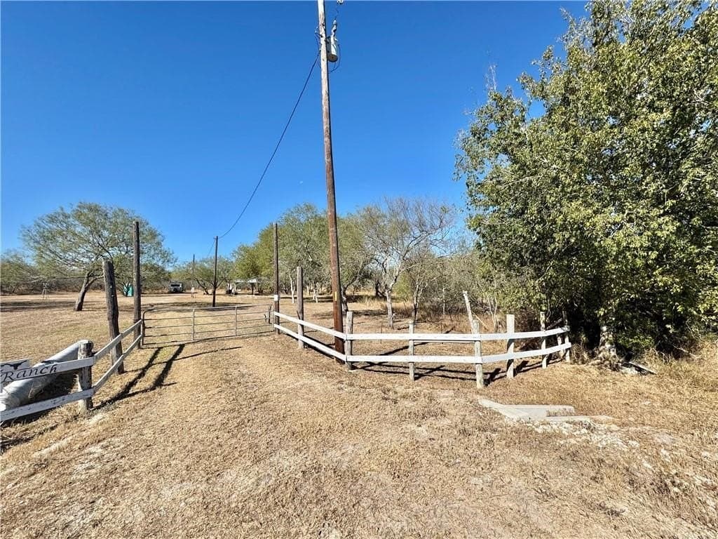 50 acres in Jim Wells County - photo 8