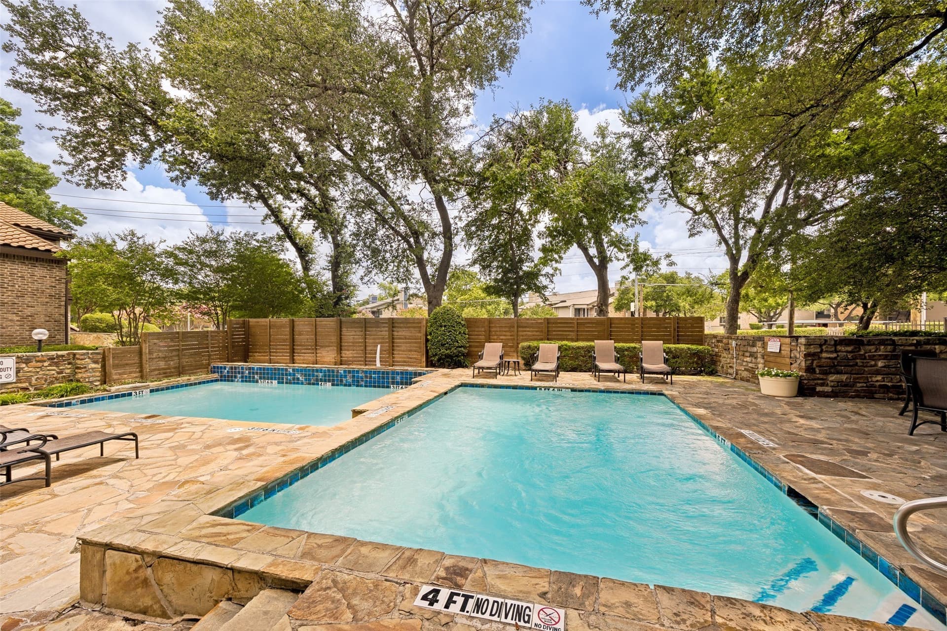 10.63 acres in Dallas County gallery image 2