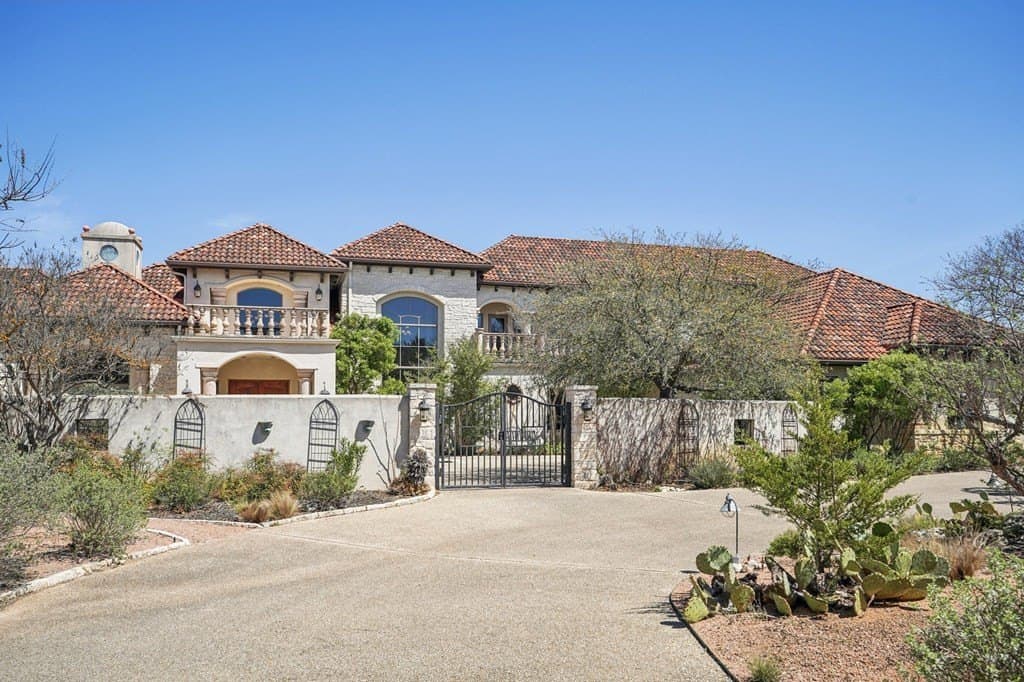 12.2 acres in Kerr County gallery image 4